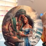 Foto real del plato decorativo de Ogún y Yemayá