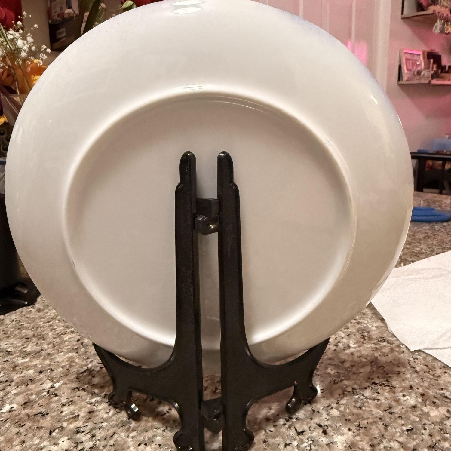 Parte trasera del plato de cerámica