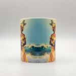 Taza de Oshún y Yemayá juntas con ramos de girasoles, donde el río se une al mar