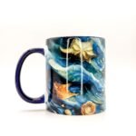 Taza de Yemayá con su rostro entre las olas, asa e interior azul
