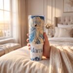 Termo de Yemayá de 40 oz con asa, diseño de Yemayá entre las olas y la palabra «Mamá»
